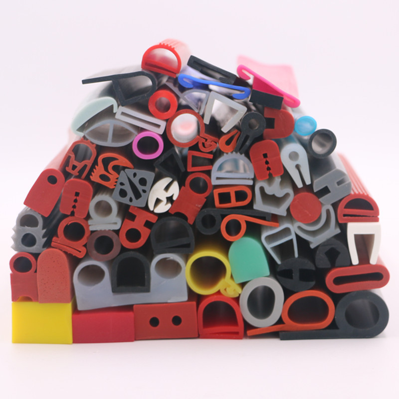 匹配幕墻動態變形：嶸牌橡塑硅膠條的位移能力與耐久性解析